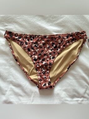 Old Navy Animal Print Bikini bottoms New with tags! animal print swimsuit